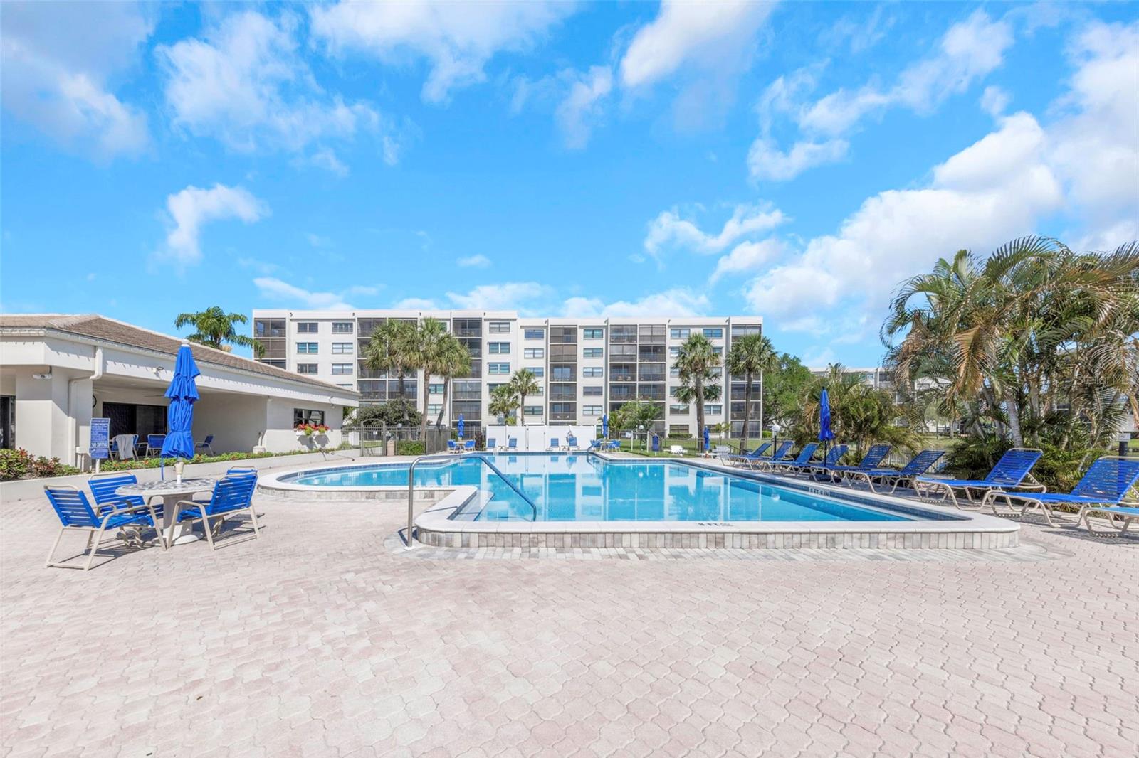 PASADENA COVE CONDO - Residential