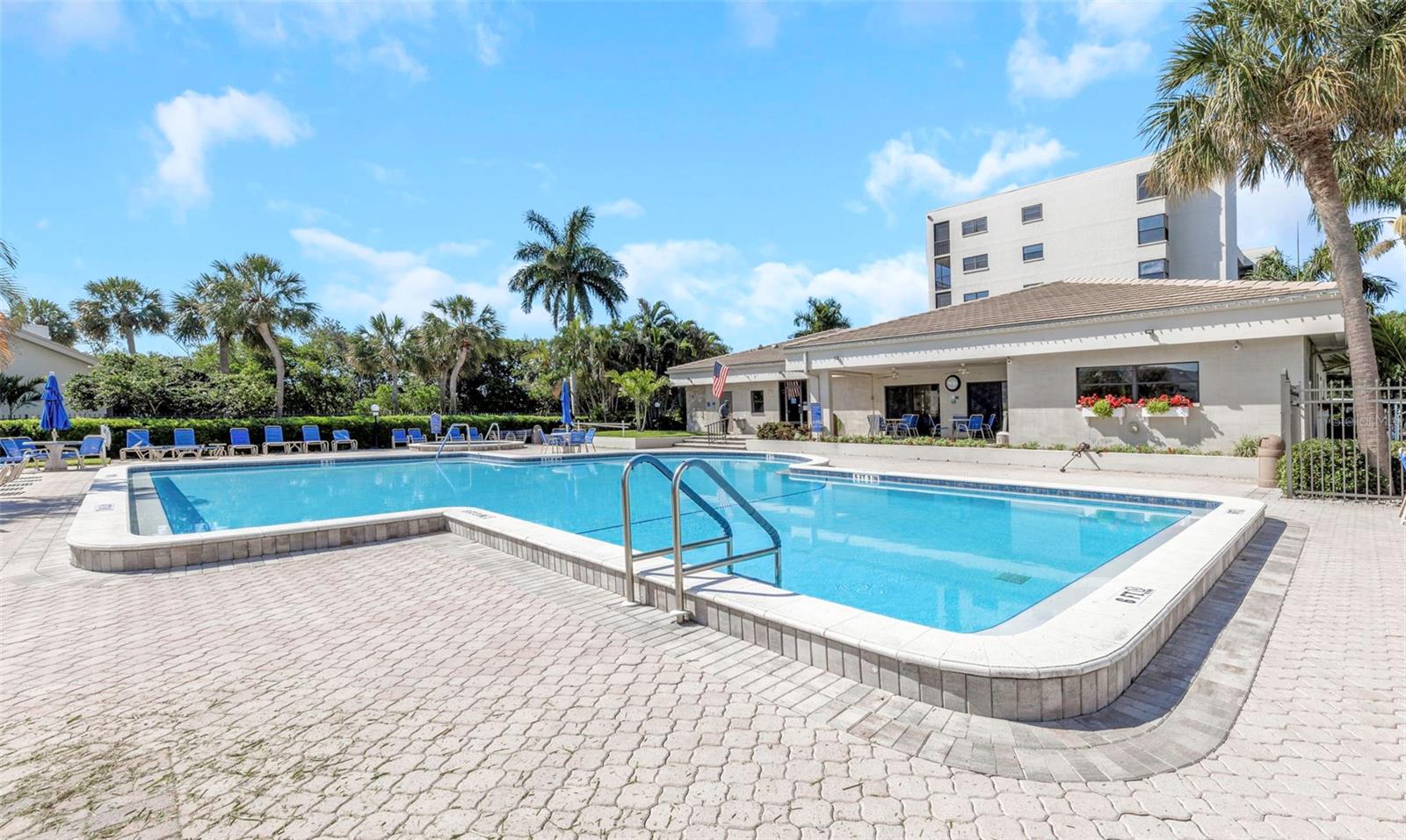 PASADENA COVE CONDO - Residential