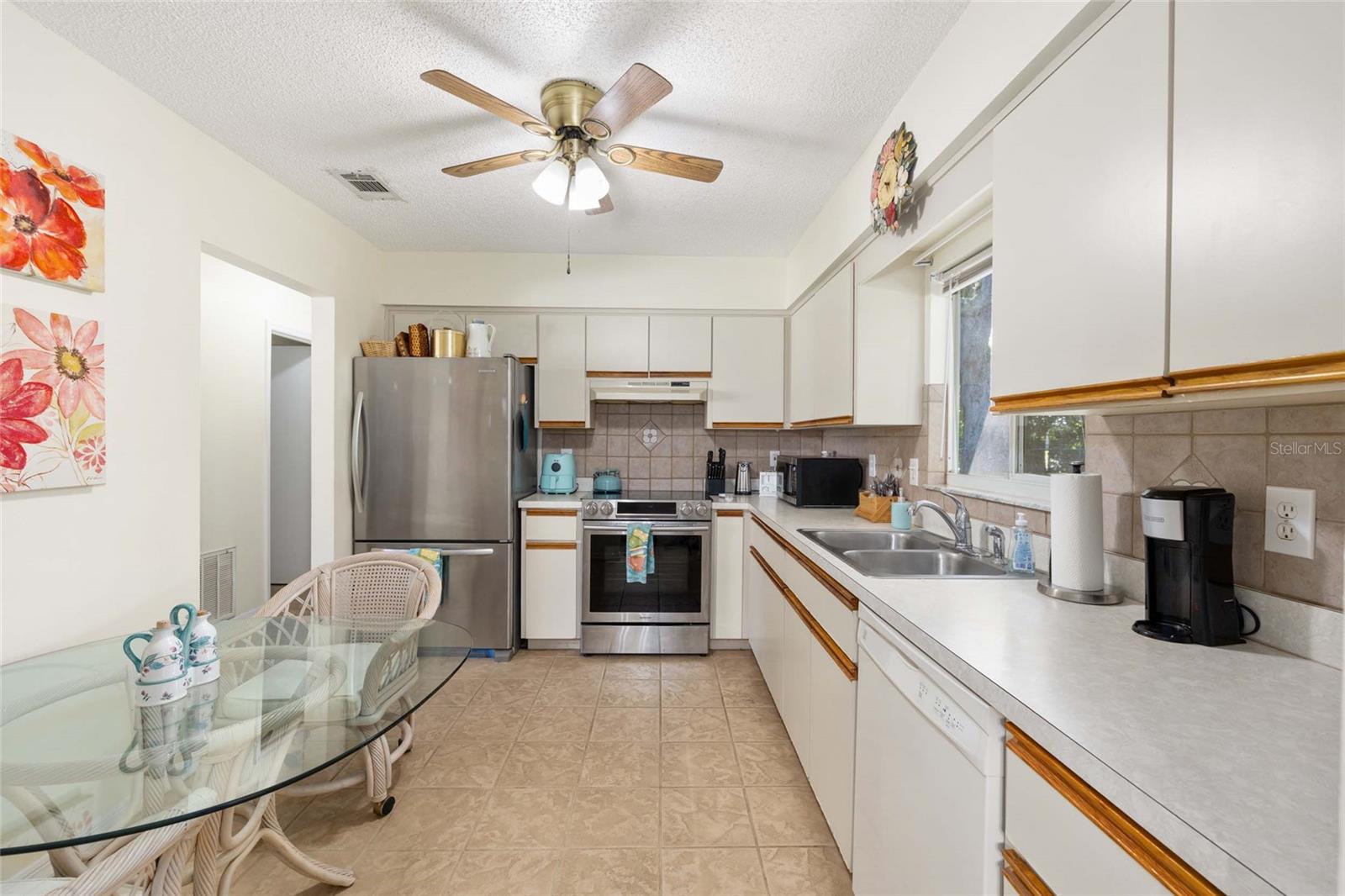 SPRUCE CREEK SOUTH - Residential