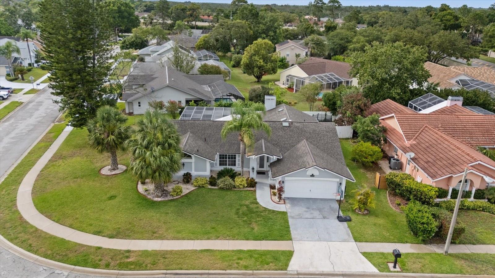 13528 WOODSIDE DRIVE
