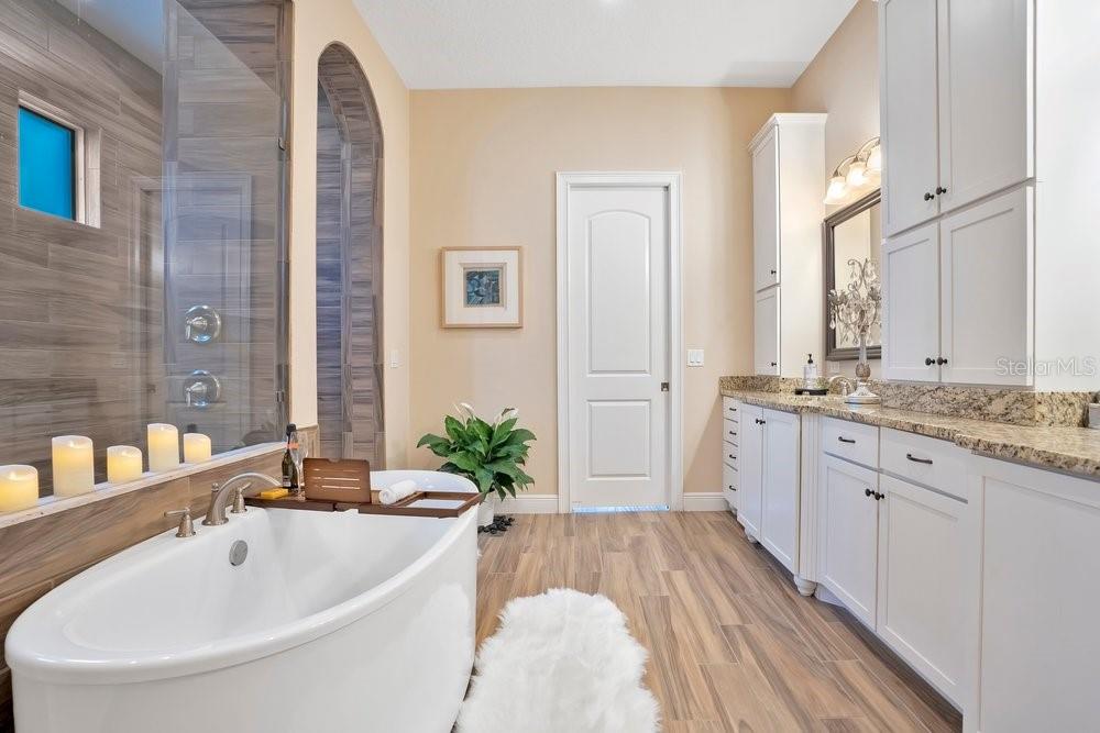 CANOPY OAKS PH I - Residential