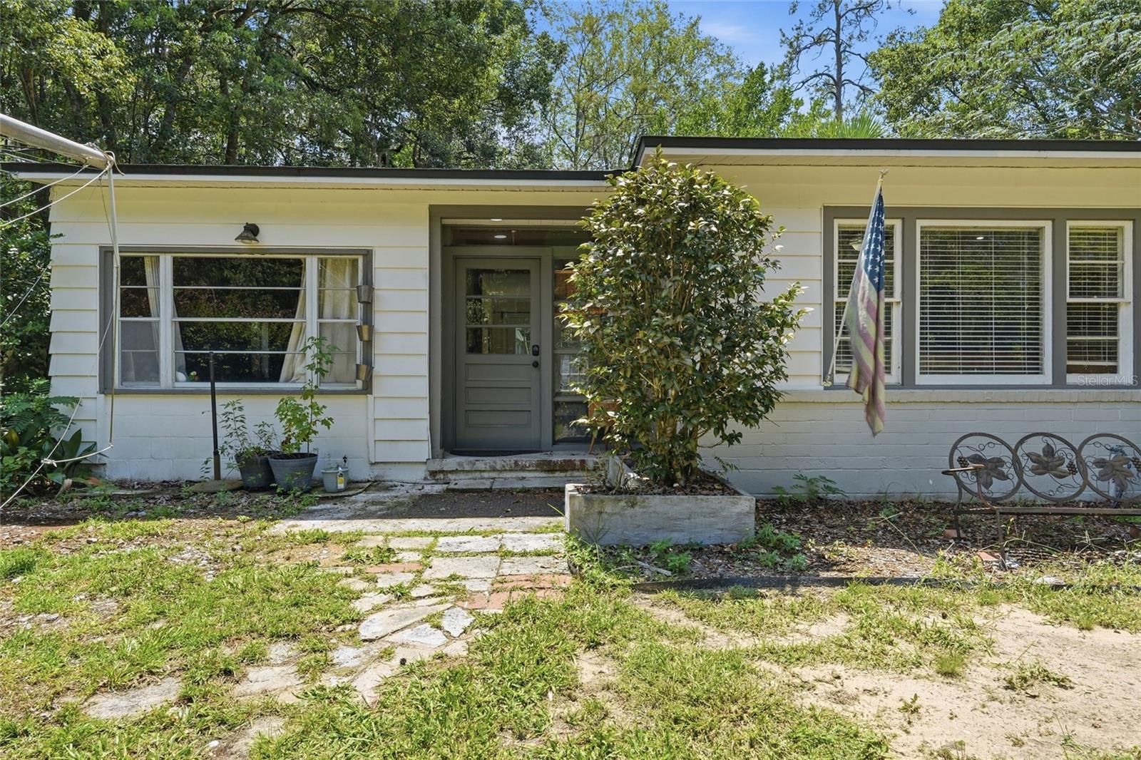 1019 NW 25TH AVENUE