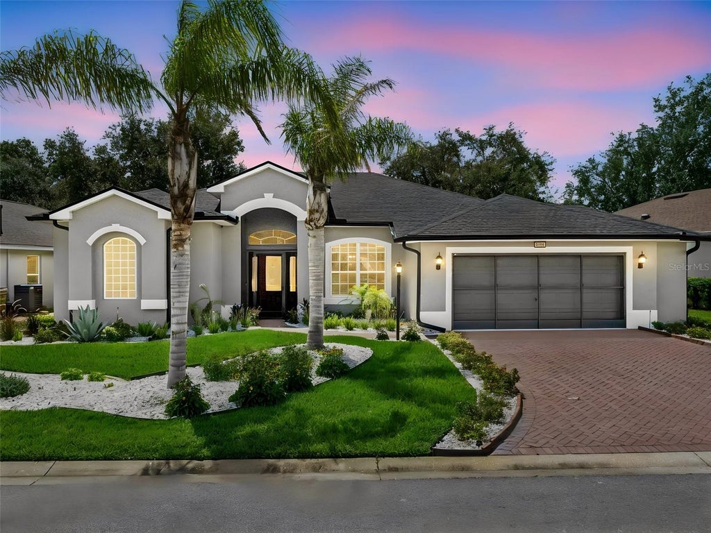 Photo of 5602 Squires Drive, Leesburg, FL 34748 (MLS # G5117244)