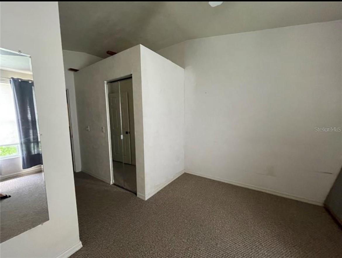 KENSINGTON PARK - Residential