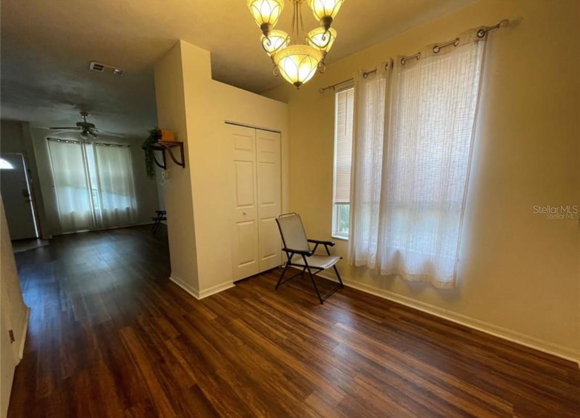 KENSINGTON PARK - Residential