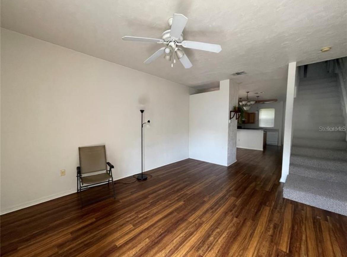 KENSINGTON PARK - Residential