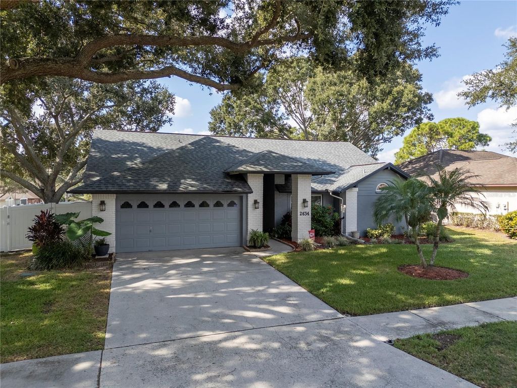Photo of 2634 Green Valley Street, Valrico, FL 33596 (MLS # TB8449395)