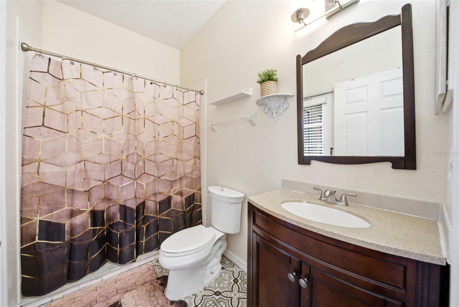 GLADES/SYLVAN LAKE PH 02 - Residential