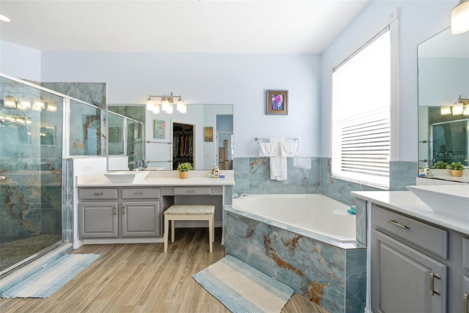 2614 GRAPEVINE CREST