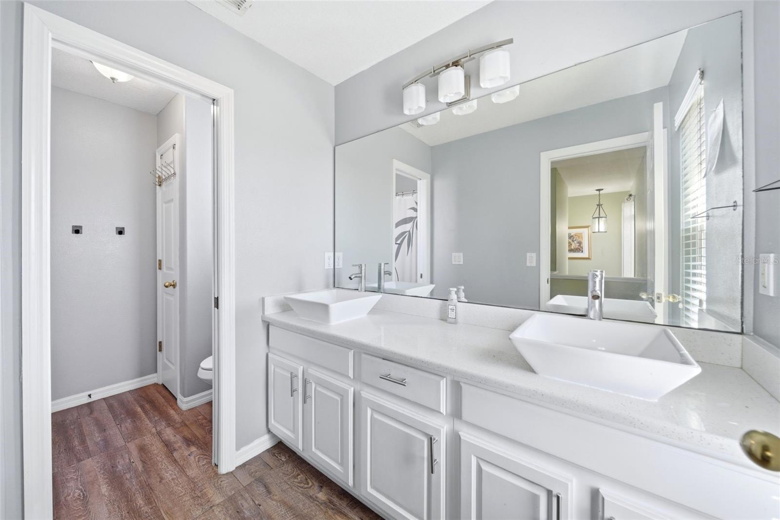 GLADES/SYLVAN LAKE PH 02 - Residential