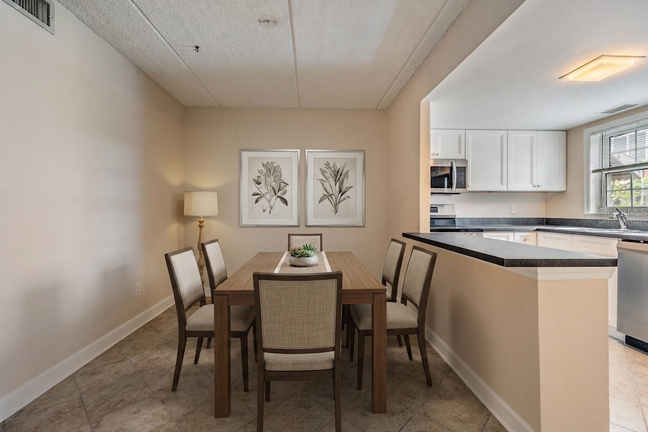 JAMESTOWN CONDO - Residential