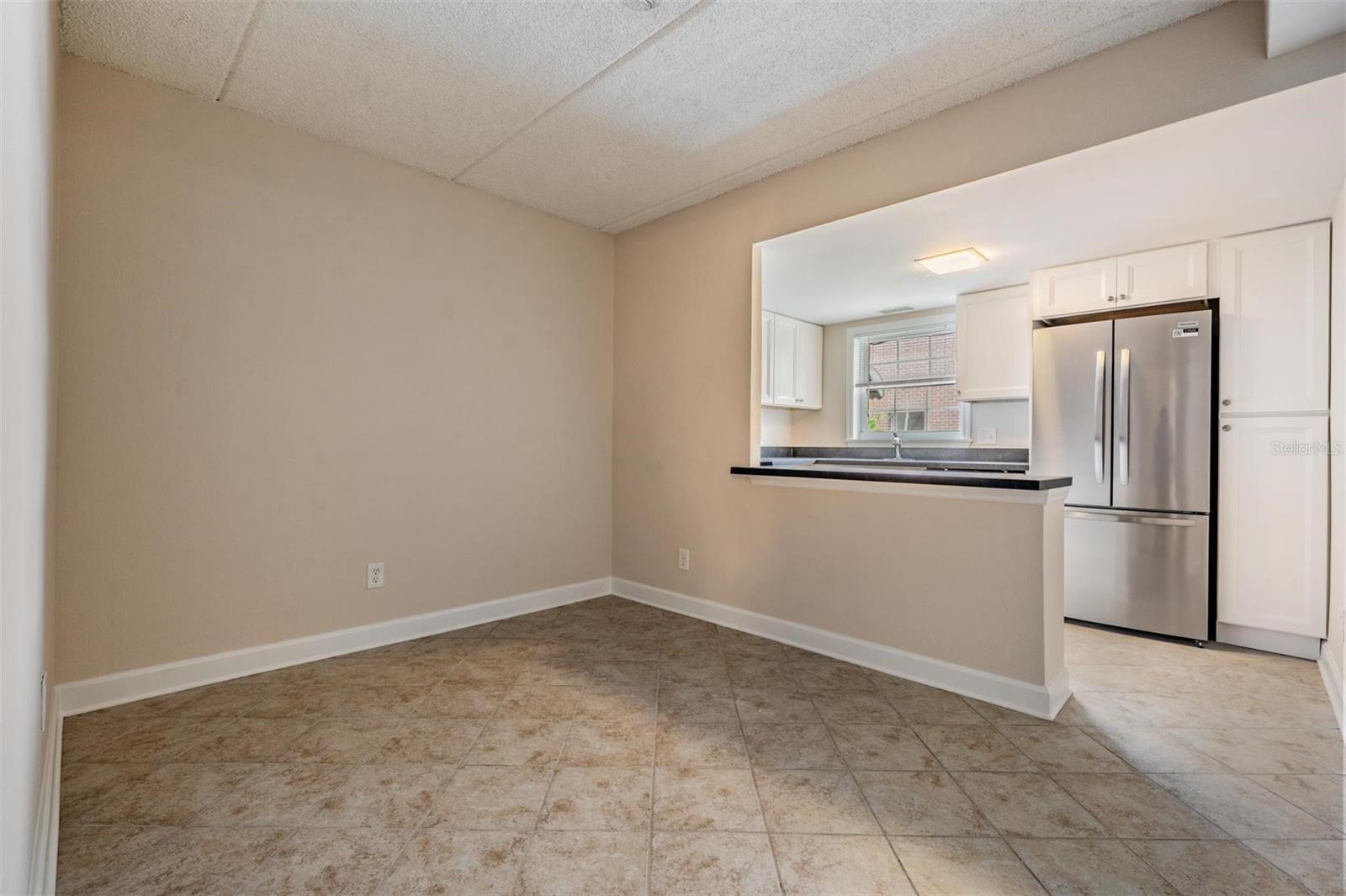 JAMESTOWN CONDO - Residential