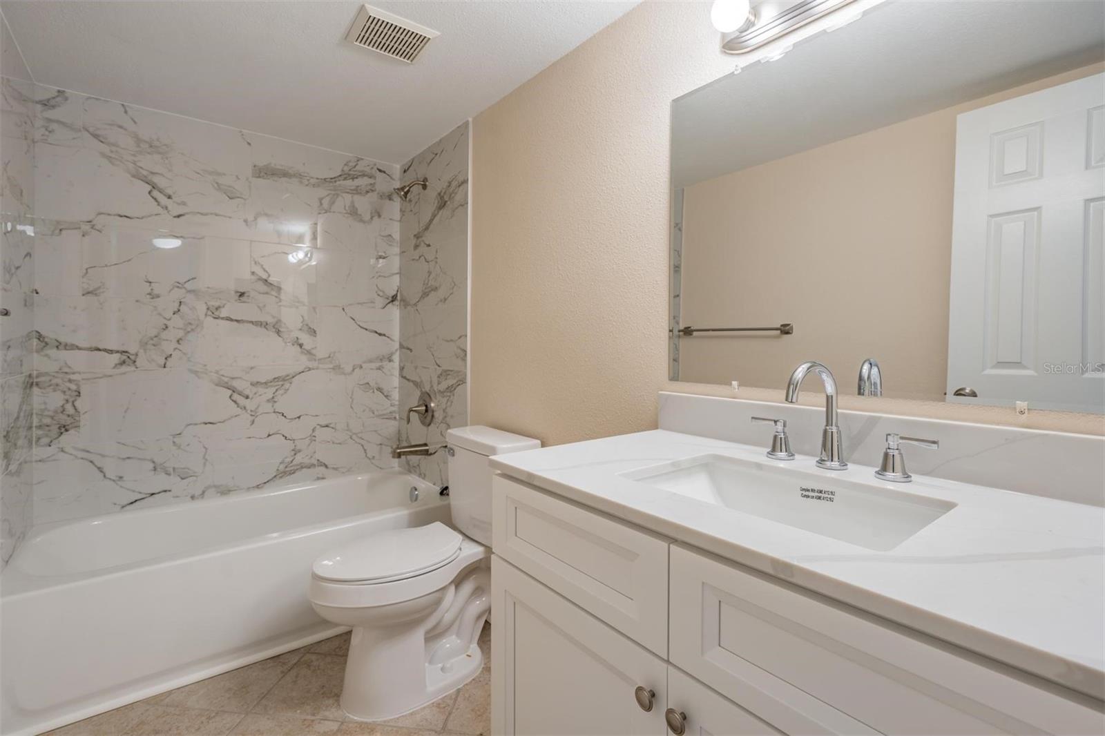 JAMESTOWN CONDO - Residential