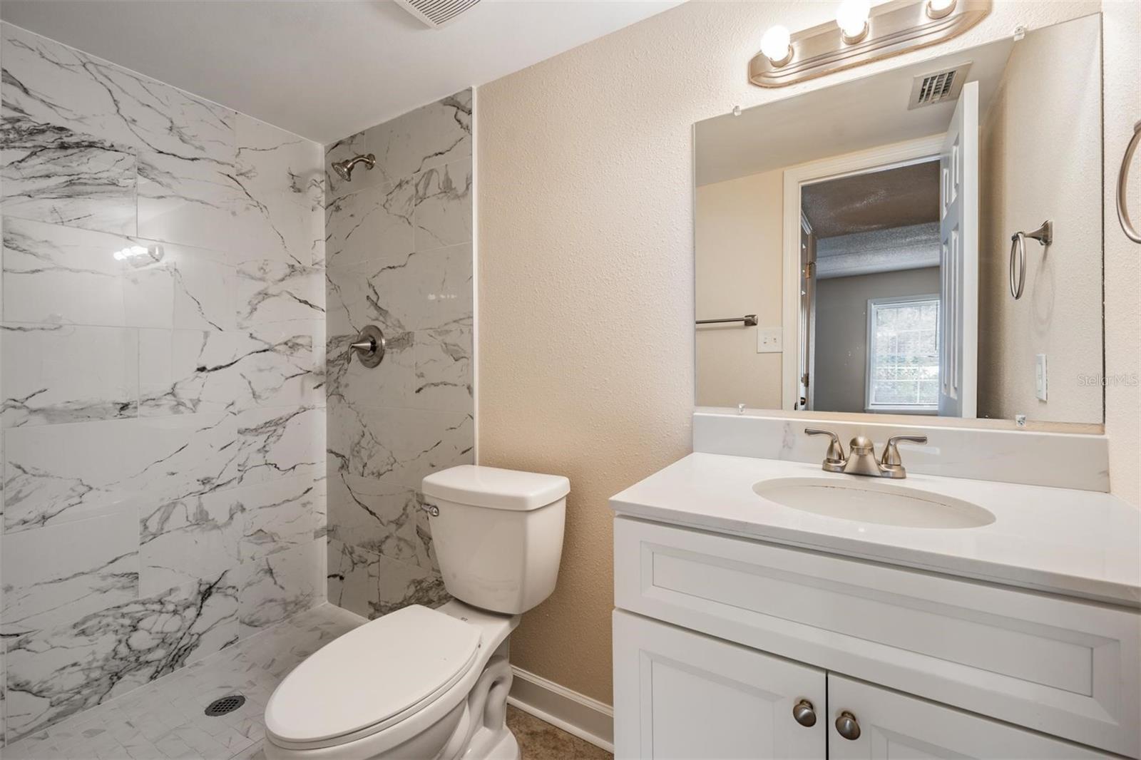 JAMESTOWN CONDO - Residential