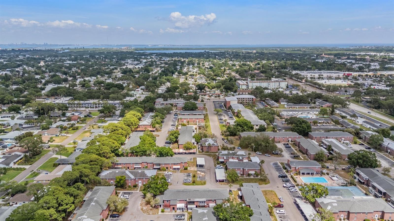 JAMESTOWN CONDO - Residential