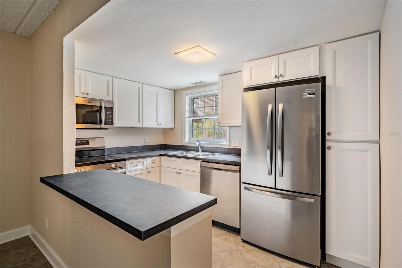 JAMESTOWN CONDO - Residential