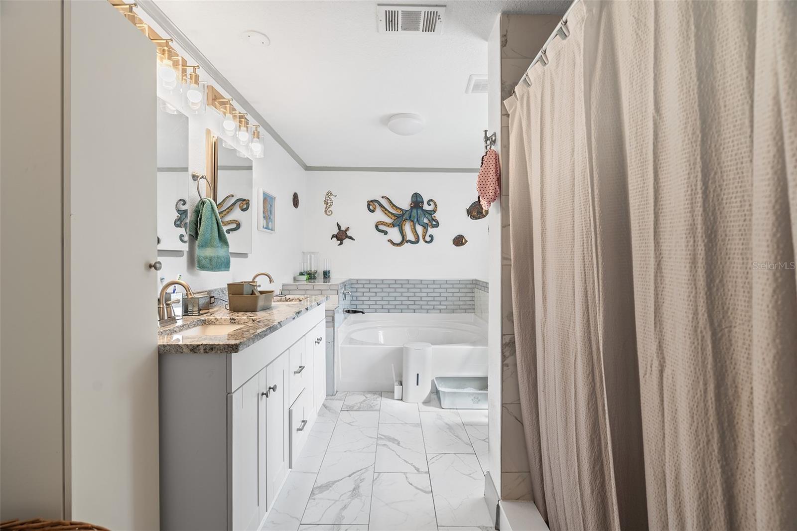 DEER RUN ESTATES - Residential