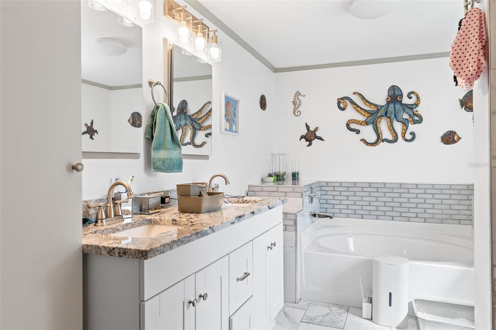 DEER RUN ESTATES - Residential