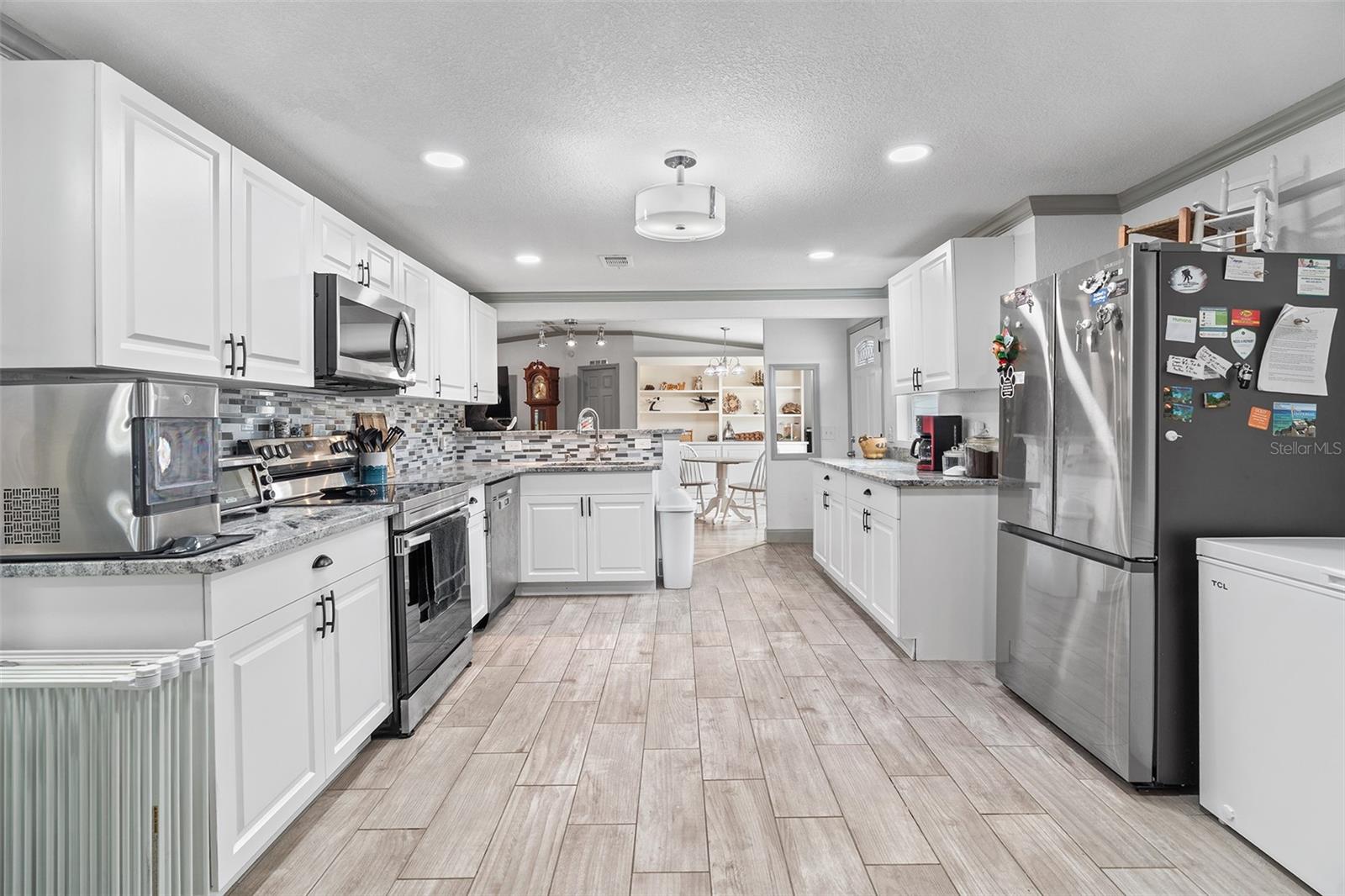 DEER RUN ESTATES - Residential