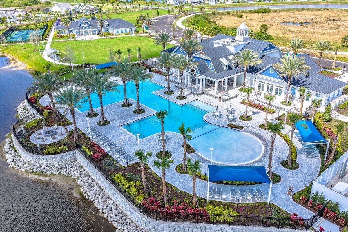 PALMERA AT WELLEN PARK - Residential