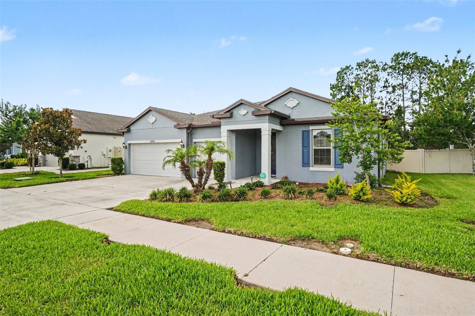 12593 PALAPA LOOP