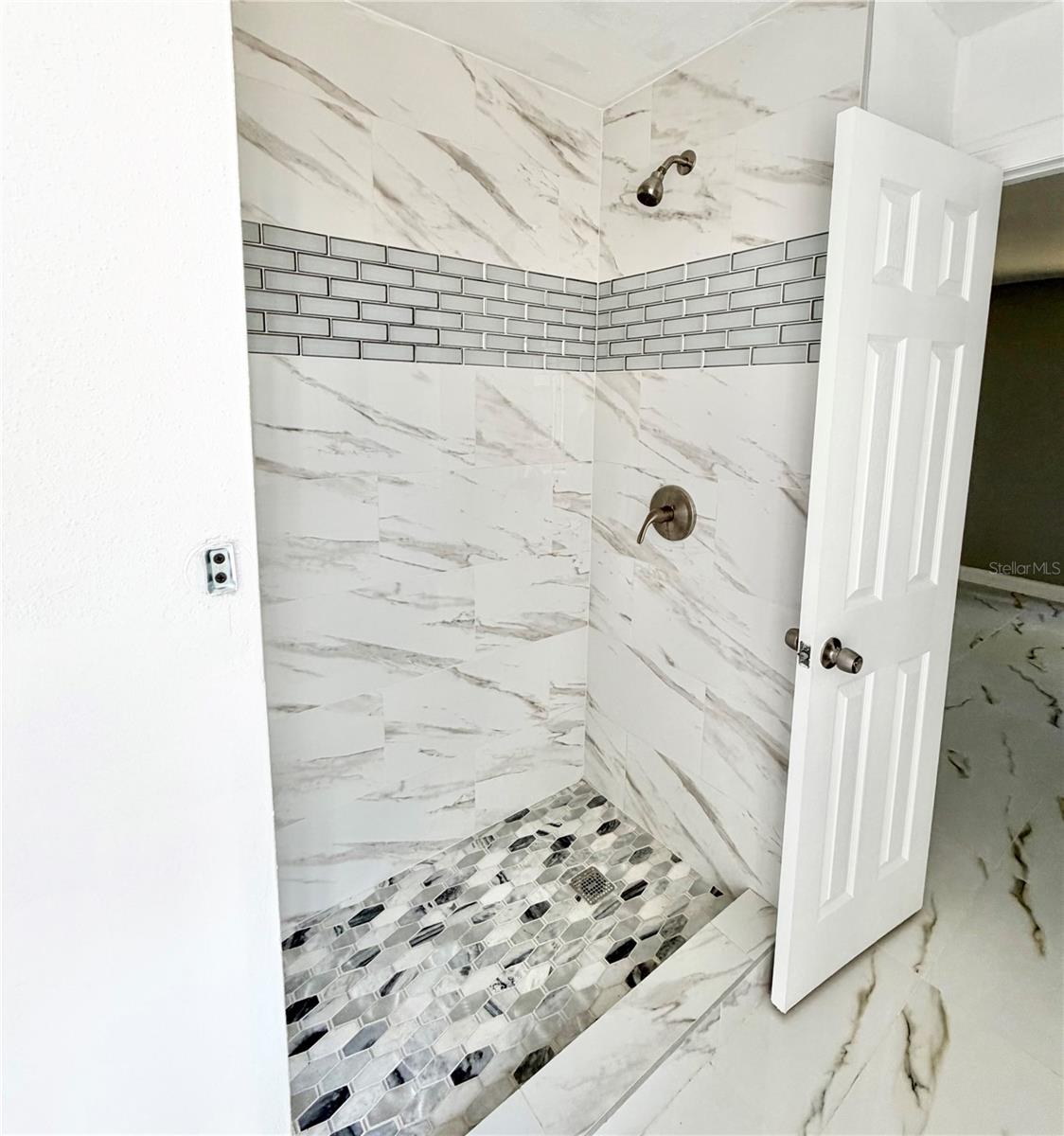 1080 - SOUTH VENICE UNIT 59 - Residential