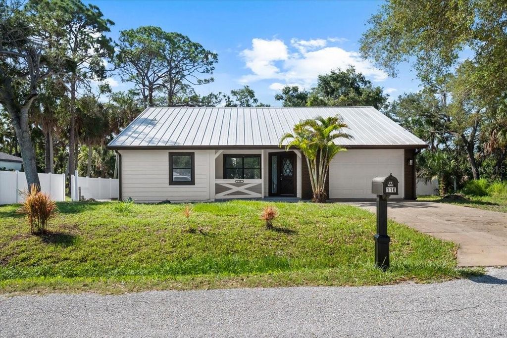 Photo of 116 Hermes Road, Venice, FL 34293 (MLS # TB8403058)