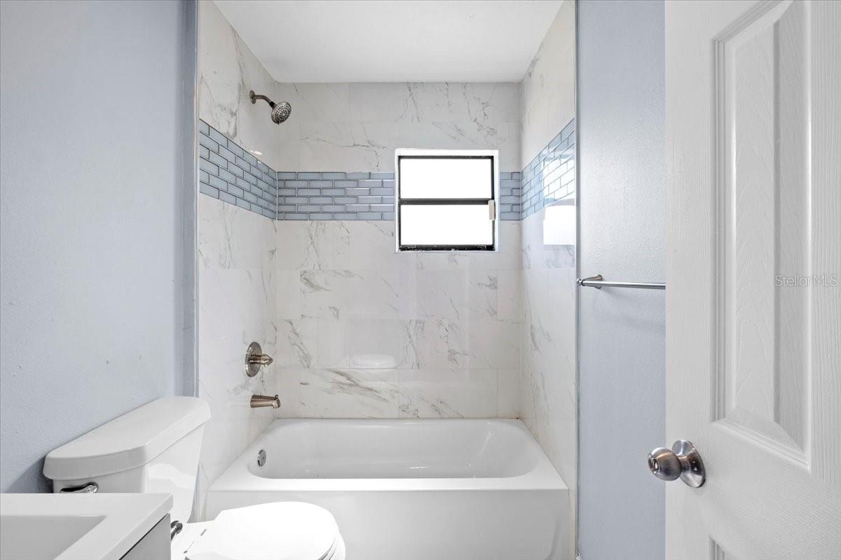 1080 - SOUTH VENICE UNIT 59 - Residential