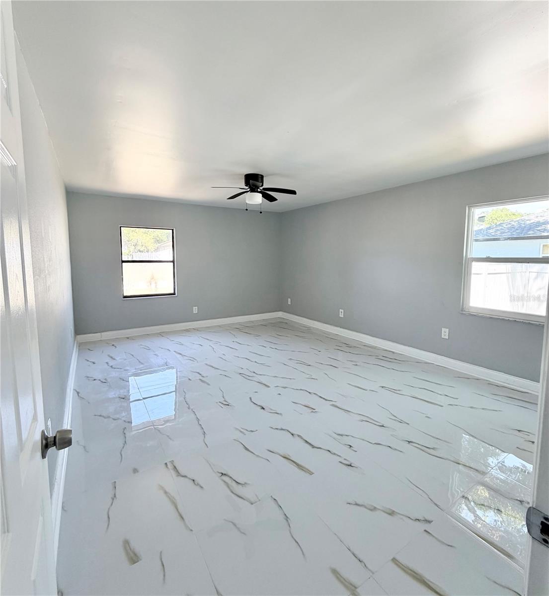 1080 - SOUTH VENICE UNIT 59 - Residential