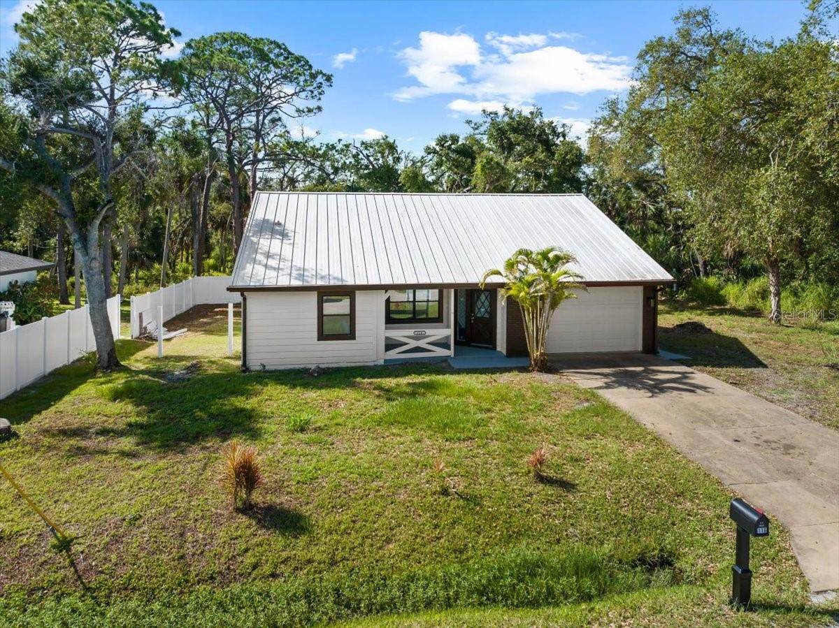 1080 - SOUTH VENICE UNIT 59 - Residential