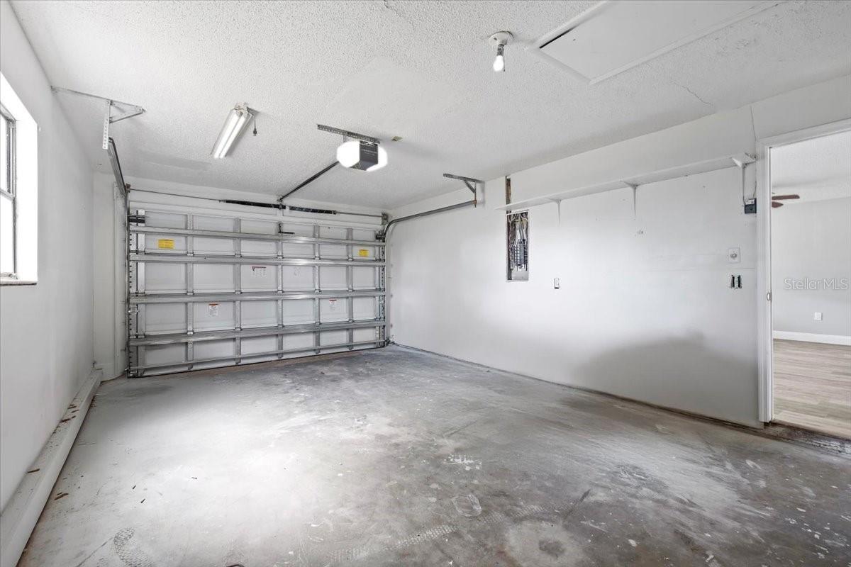 1080 - SOUTH VENICE UNIT 59 - Residential