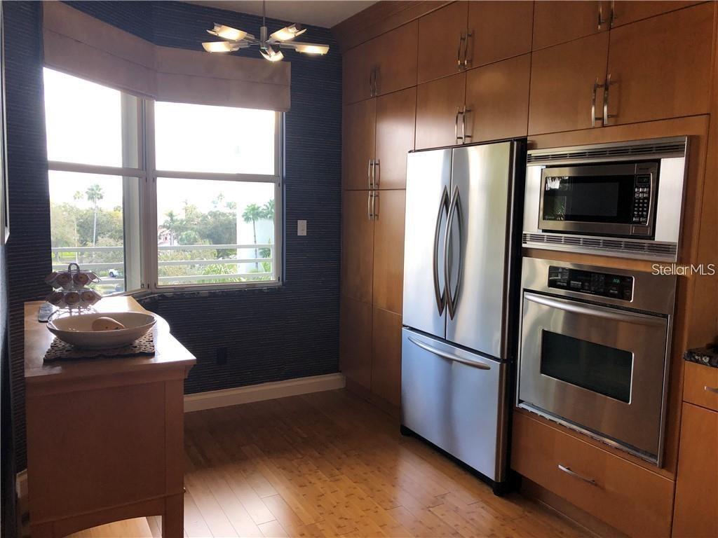 HARBOURSIDE CONDO - Residential Lease