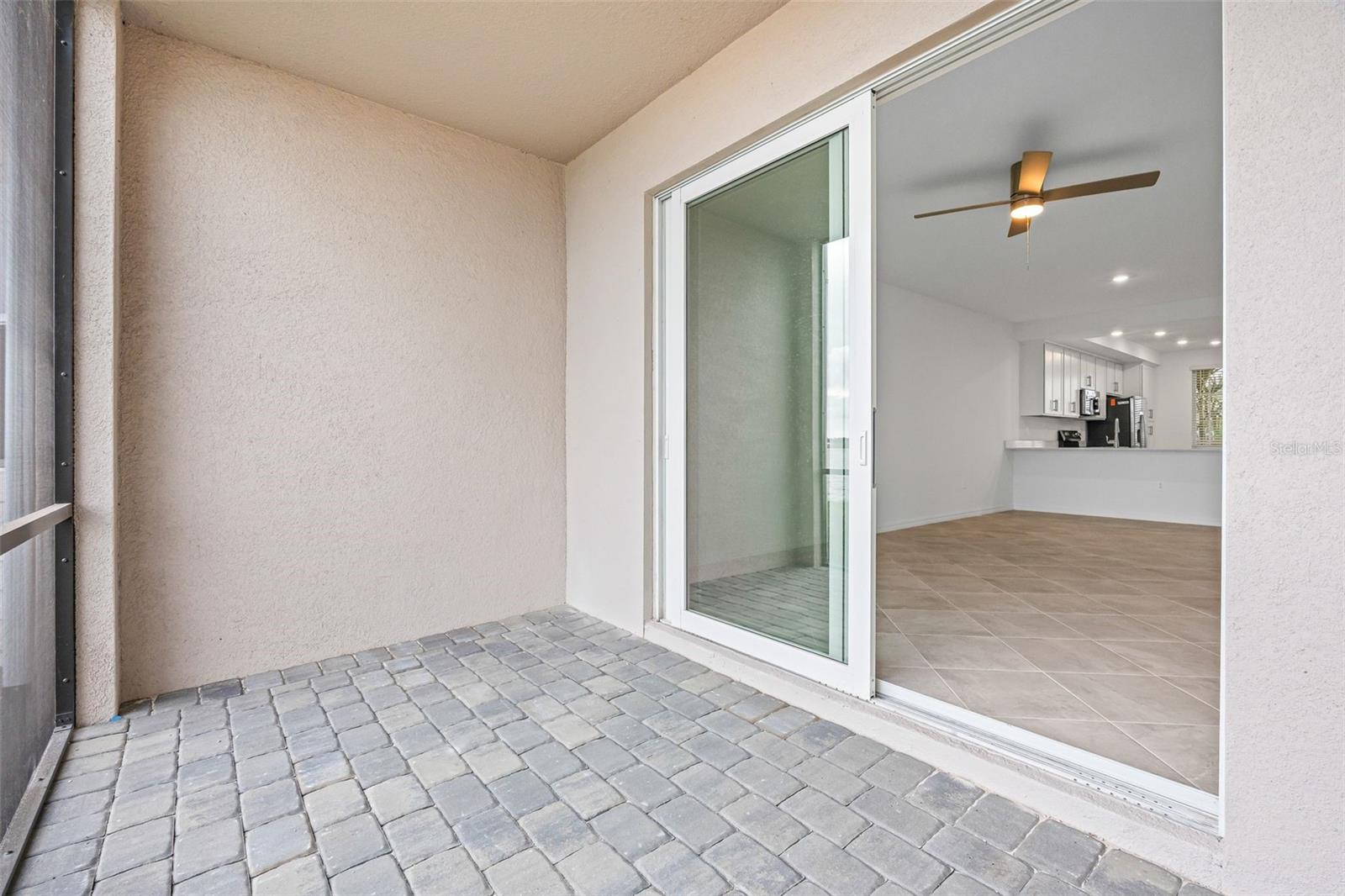 CALUSA COUNTRY CLUB - Residential Lease