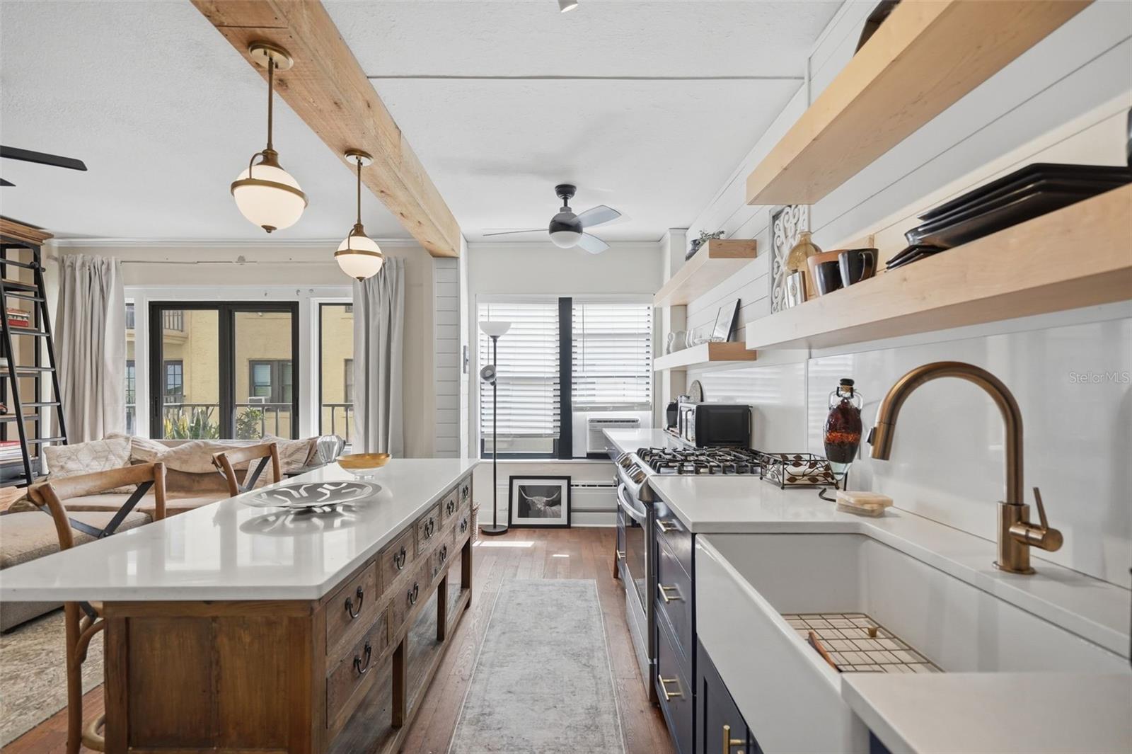 130 4TH AVENUE N 504