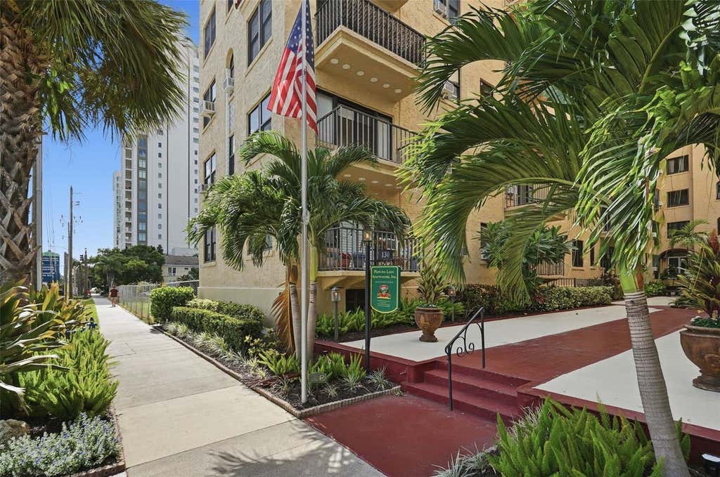 Photo of 130 4th Avenue N #504, St Petersburg, FL 33701 (MLS # TB8540449)