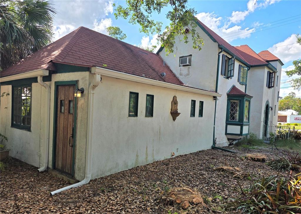 Photo of 4237 Sarasota Avenue, Sarasota, FL 34234 (MLS # A4693278)