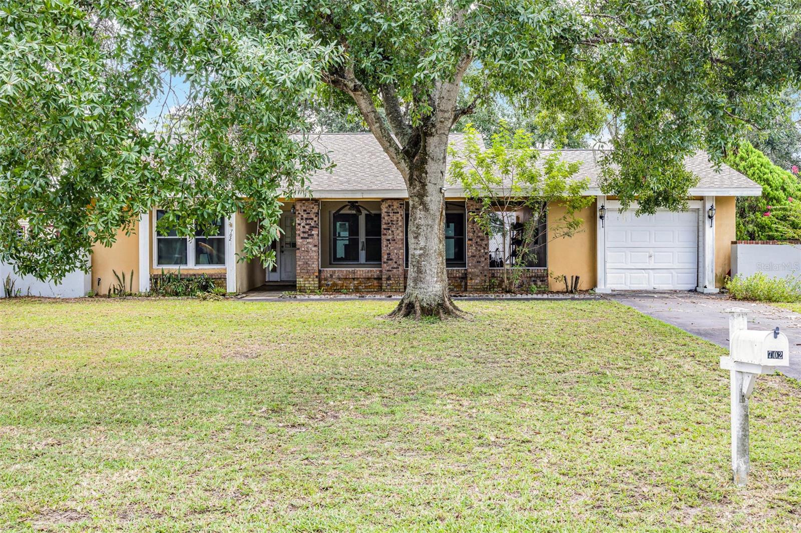 POINCIANA CYPRESS POINT 02 REP - Residential