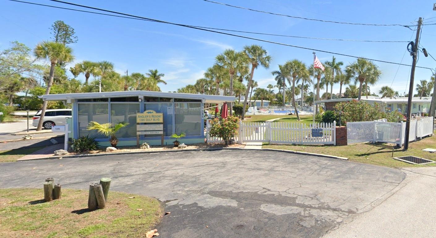 1385 GULF BOULEVARD 1-3