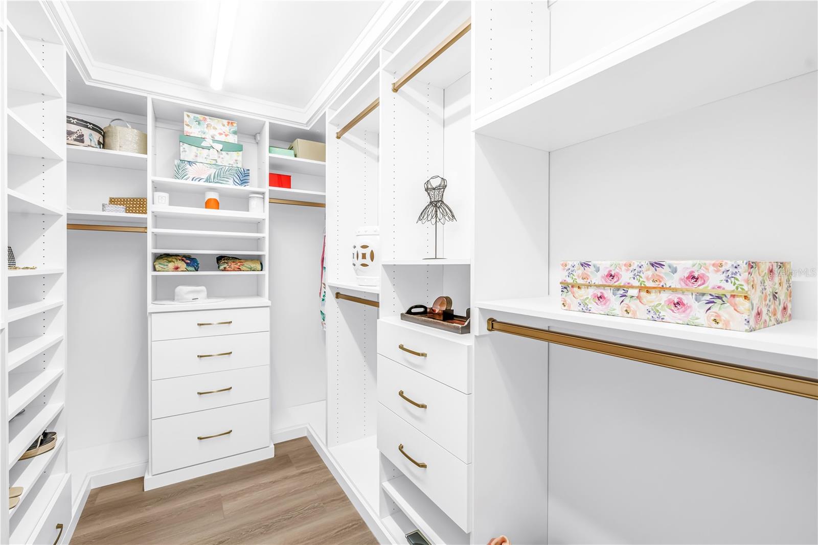 SURFSIDE TOWER CONDO - Residential