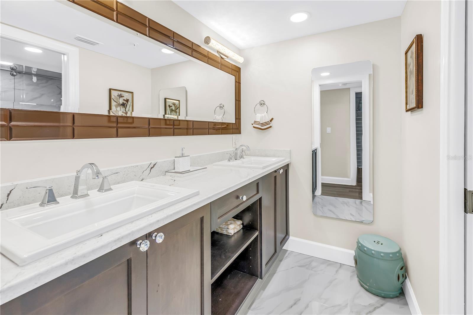 SURFSIDE TOWER CONDO - Residential