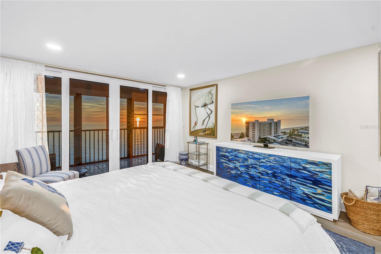 SURFSIDE TOWER CONDO - Residential