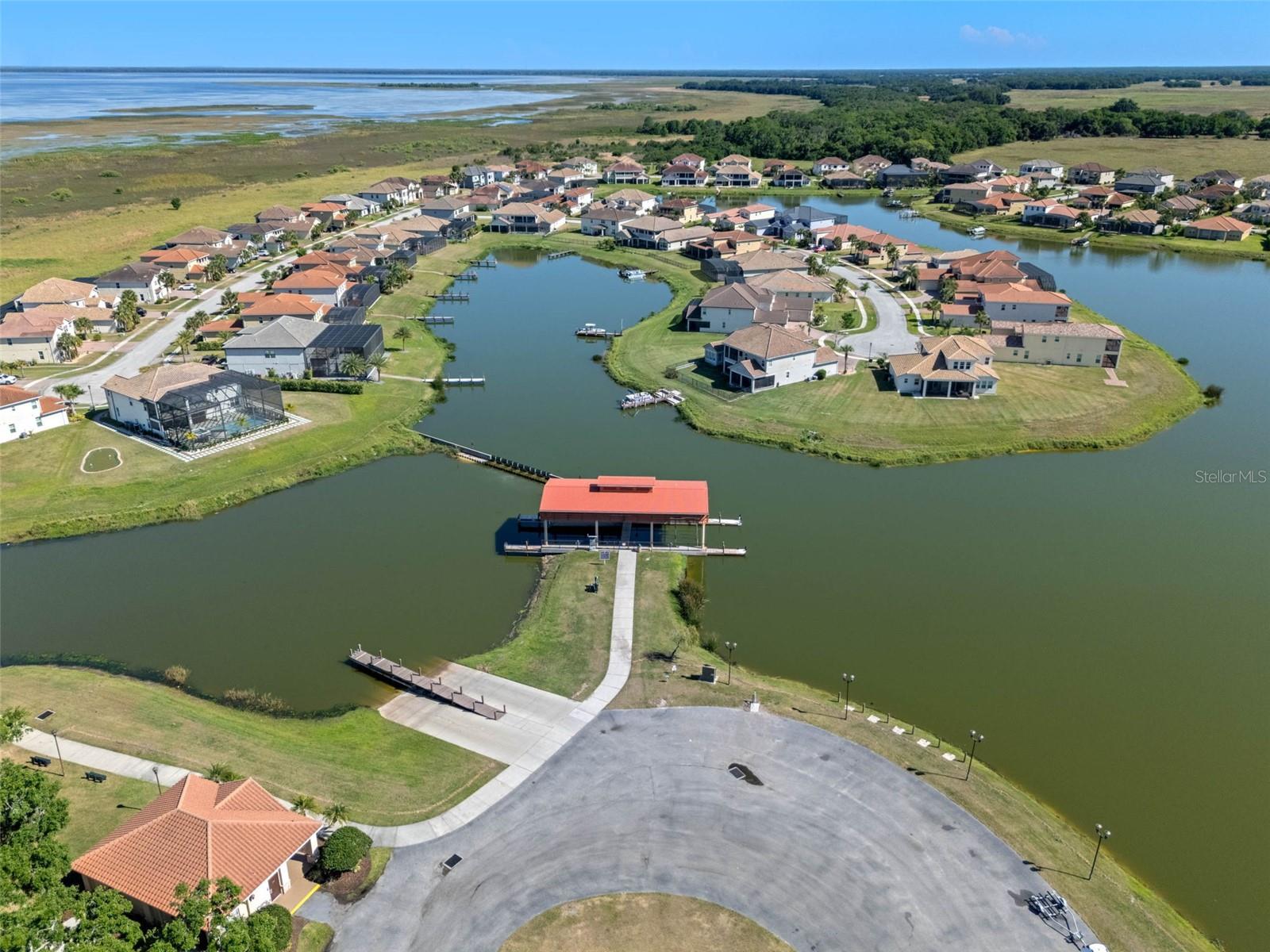 BELLALAGO PHASE B-2 - Residential