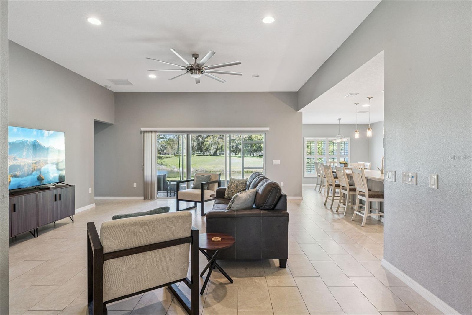 BELLALAGO PHASE B-2 - Residential