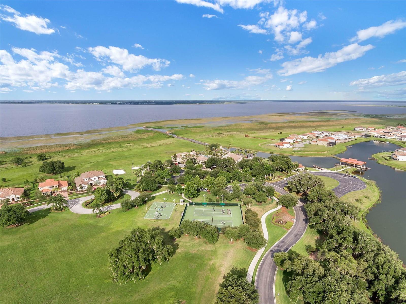 BELLALAGO PHASE B-2 - Residential