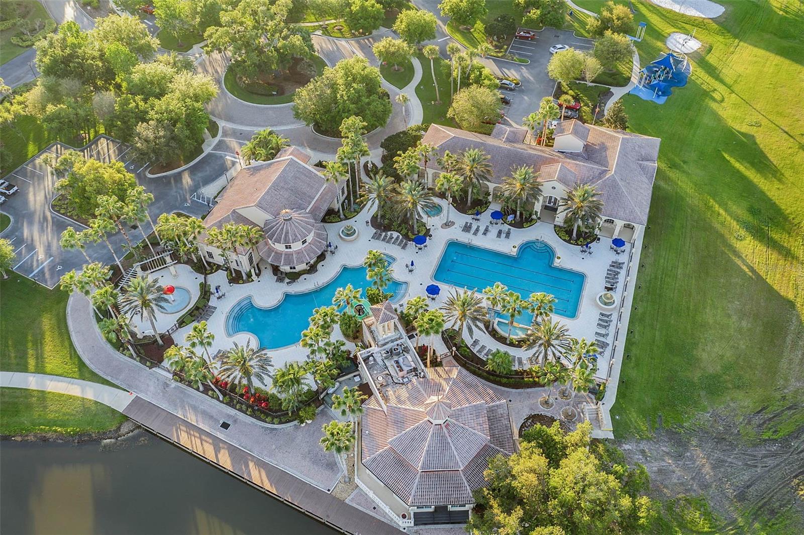 BELLALAGO PHASE B-2 - Residential