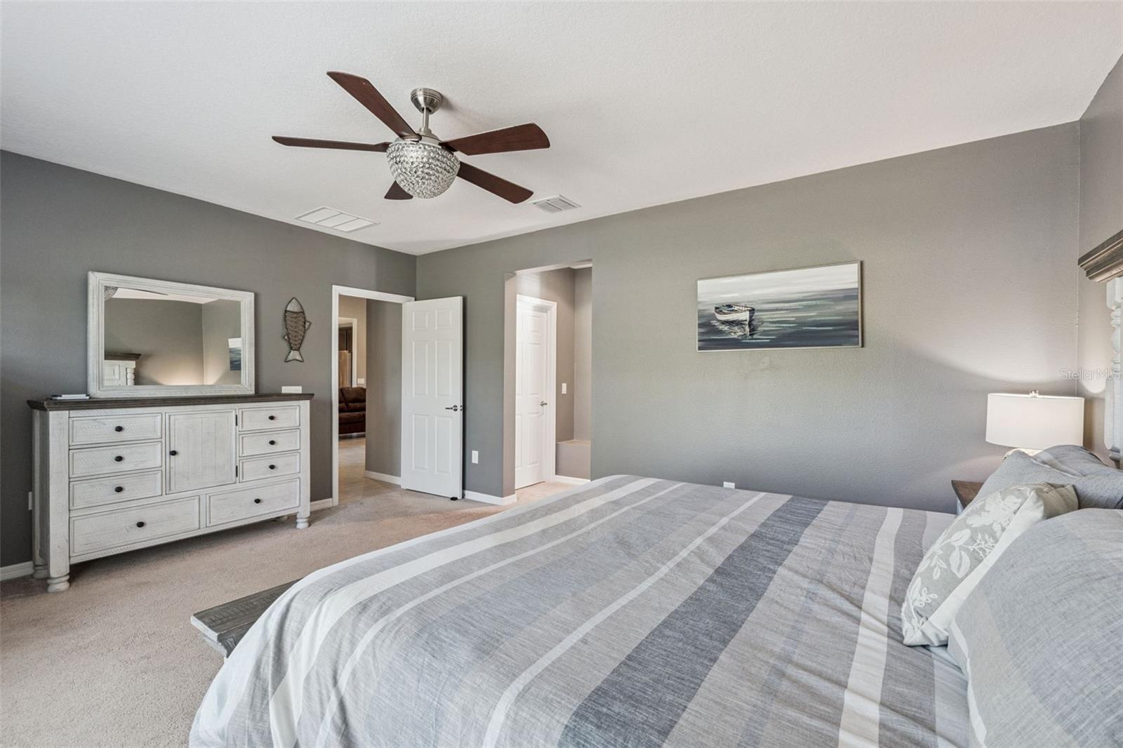 BELLALAGO PHASE B-2 - Residential