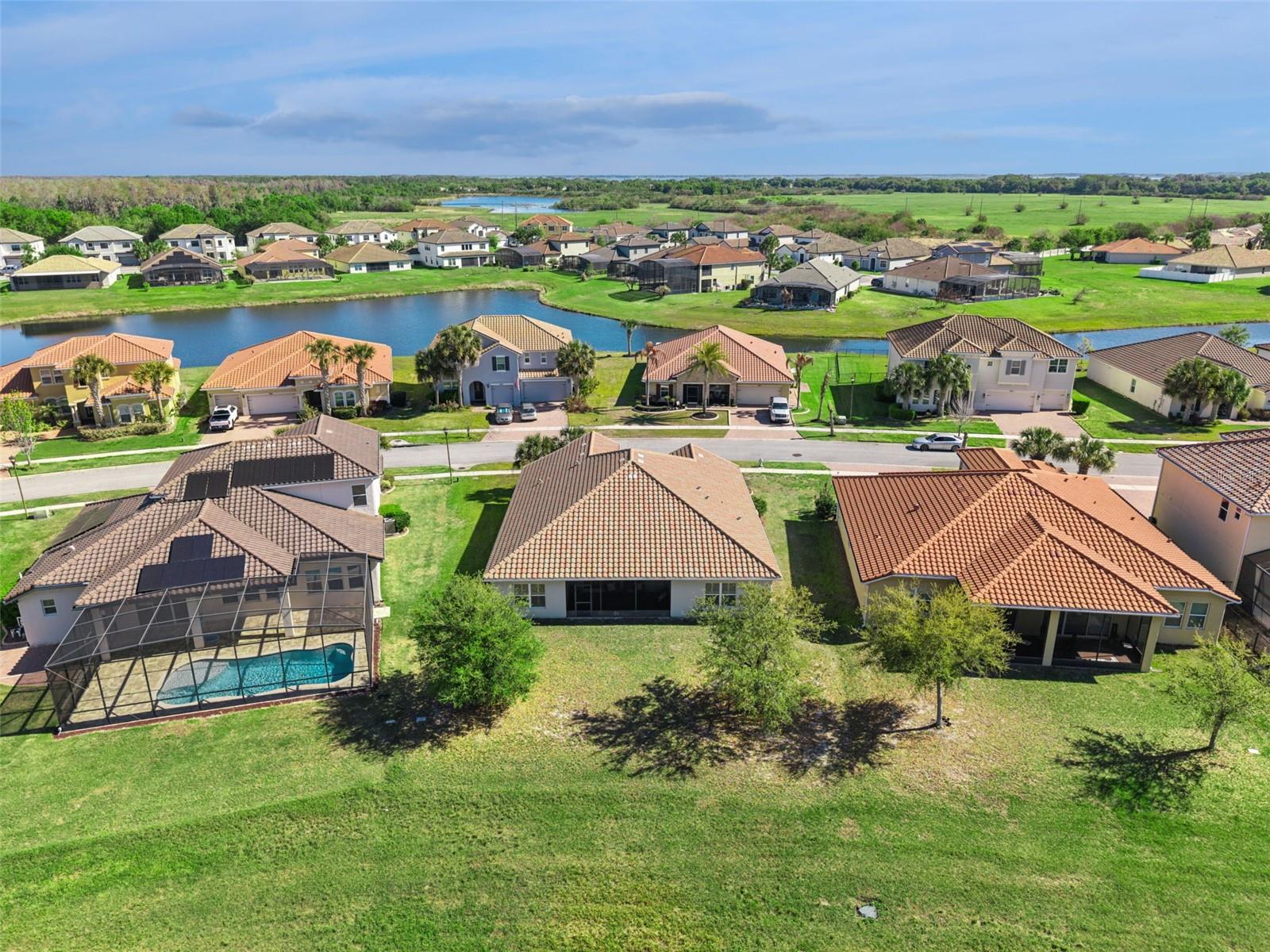 BELLALAGO PHASE B-2 - Residential