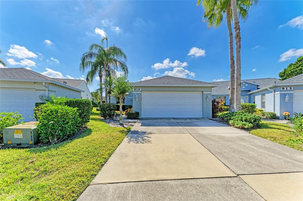 Photo of 919 Spring Lakes Boulevard, Bradenton, FL 34210 (MLS # A4672259)