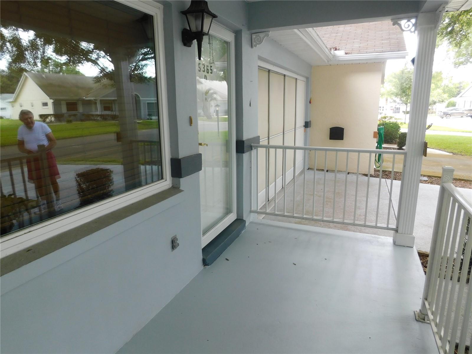 ON TOP OF THE WORLD - Residential