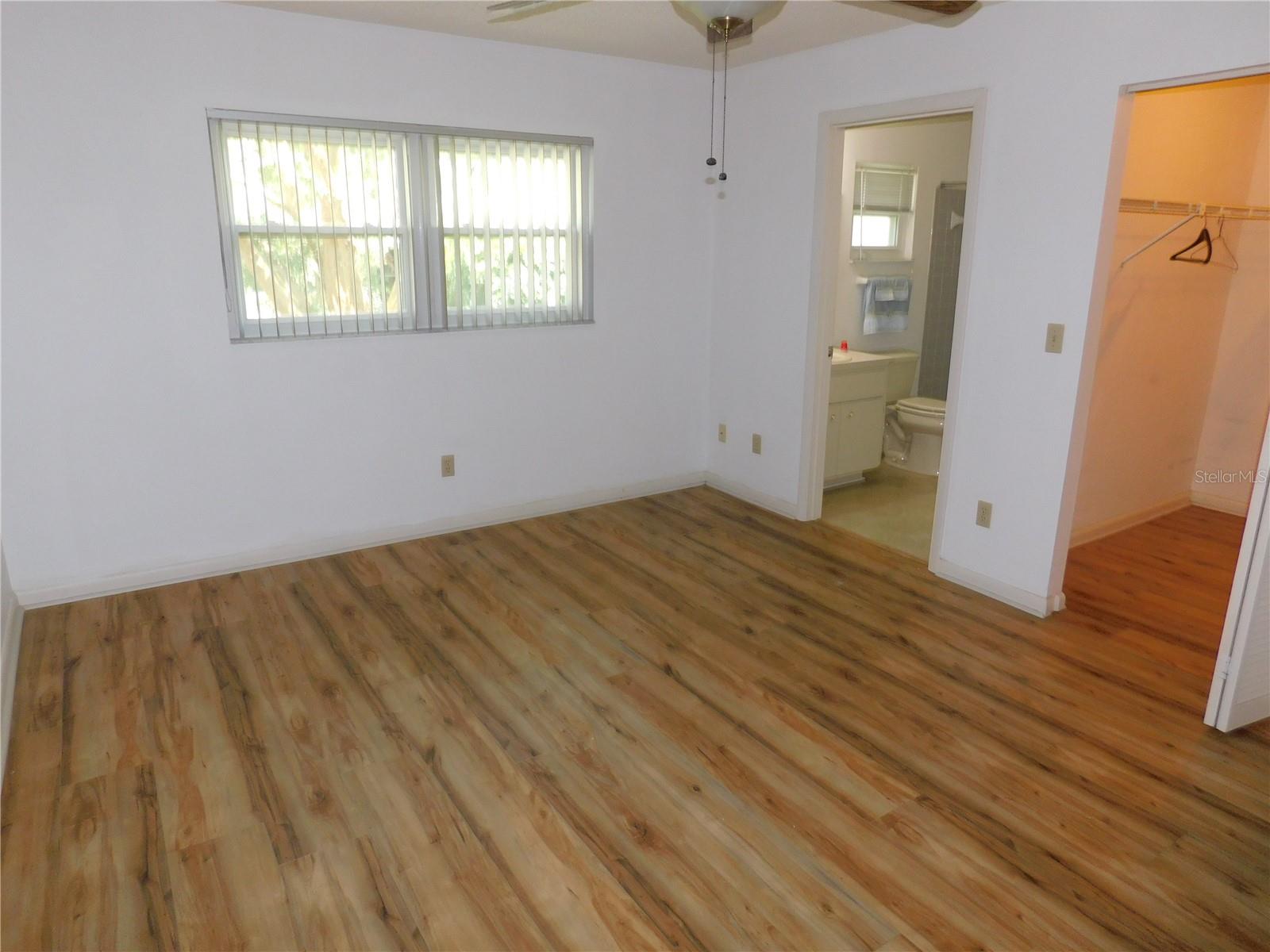 ON TOP OF THE WORLD - Residential